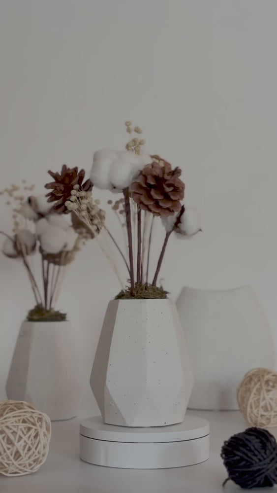 
                  
                    Load and play video in Gallery viewer, Arctic Bloom Bouquet
                  
                